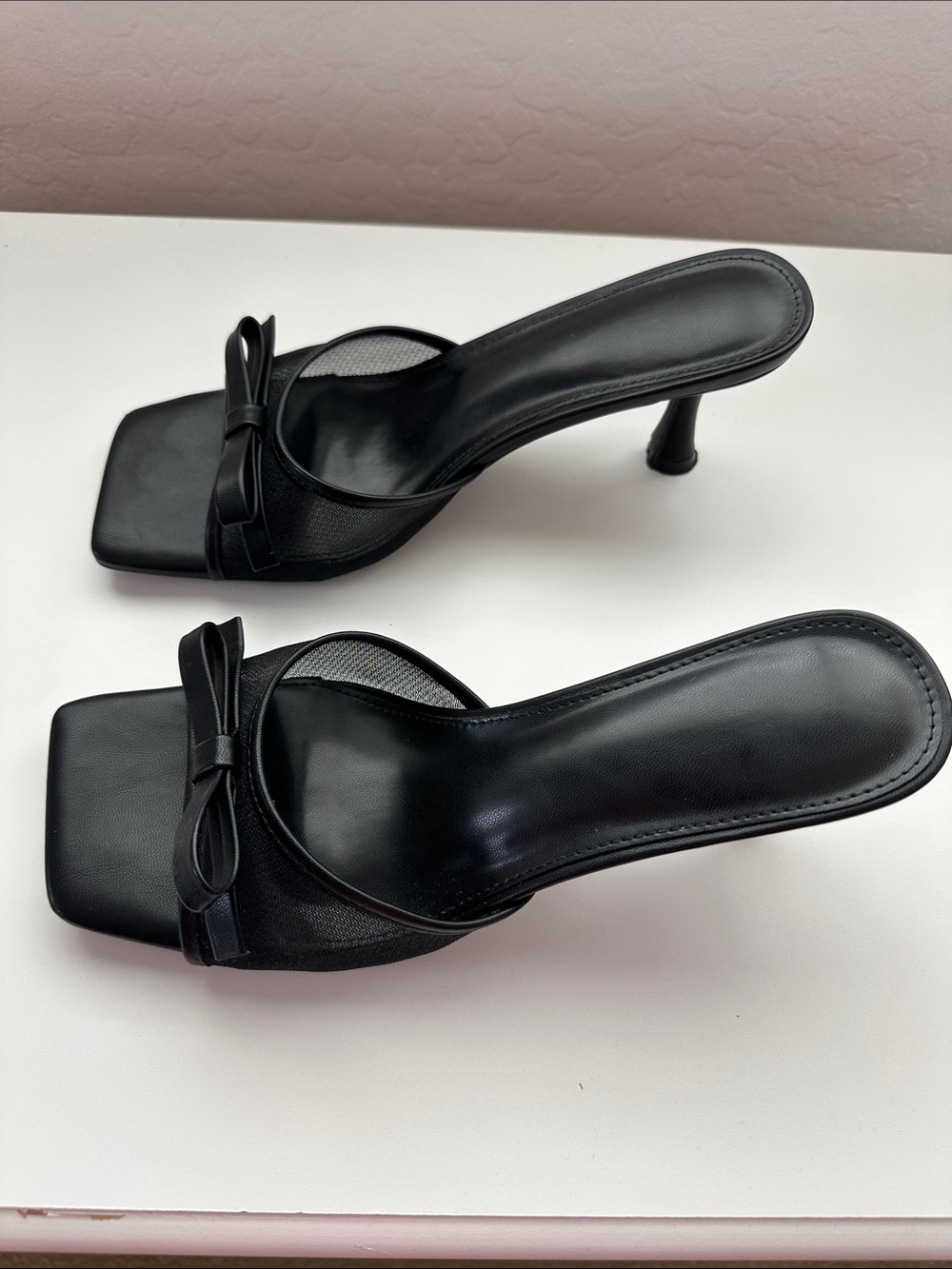 Black Mesh Slip-On Heels Size 9 - Picture 6 of 7
